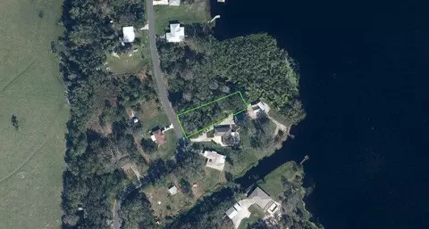 6428 Lakeside Dr W, Sebring, FL 33875