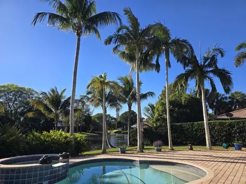 2017 NW 102nd Ter, Coral Springs, FL 33071
