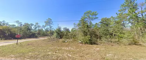 9999 Merrick Dr, Chipley, FL 32428