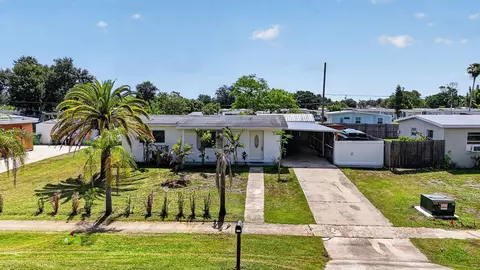 2336 Picnic St, Port Charlotte, FL 33952