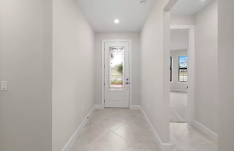 Entry Way - 3922 E Hampton Cir, Alva, FL 33920 photo 1 of 2