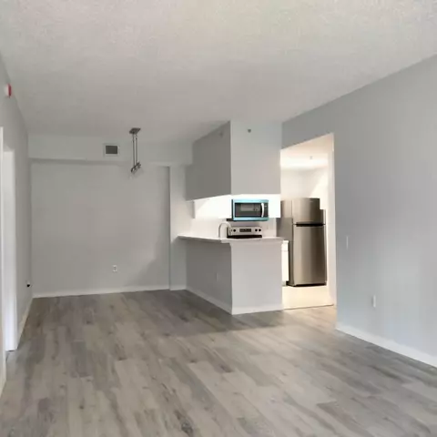 2803 Sarento Pl #111, Palm Beach Gardens, FL 33410