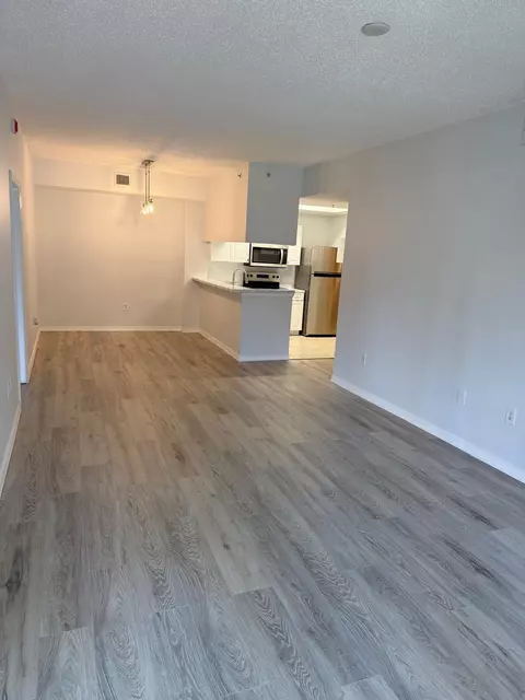 2803 Sarento Pl #111, Palm Beach Gardens, FL 33410