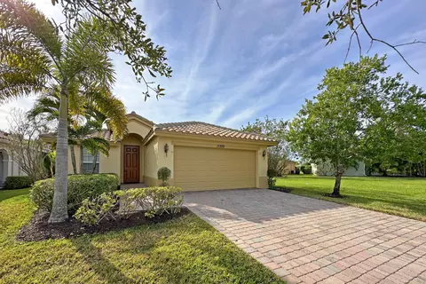 11329 SW Birch Tree Cir, Port Saint Lucie, FL 34987