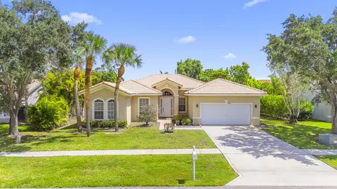 10555 Paso Fino Dr, Wellington, FL 33449