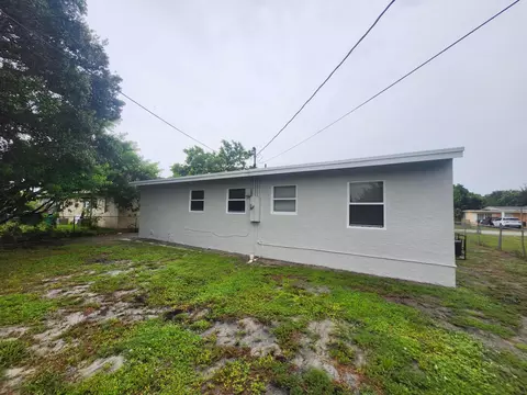 942 NW 12th St, Fort Lauderdale, FL 33311