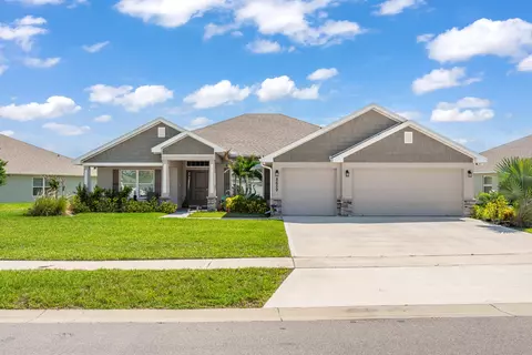 8659 Waterstone Blvd, Fort Pierce, FL 34951