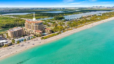 3501 N Ocean Dr #PH, Hollywood, FL 33019