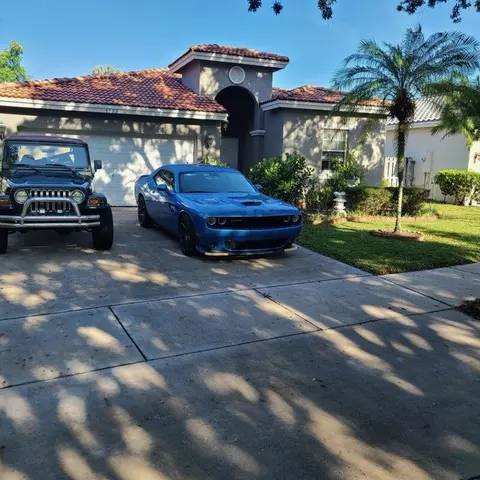 4323 NW 44th Ter, Coconut Creek, FL 33073