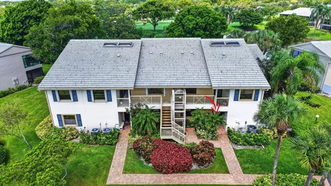 4 Eastgate Dr #C, Boynton Beach, FL 33436