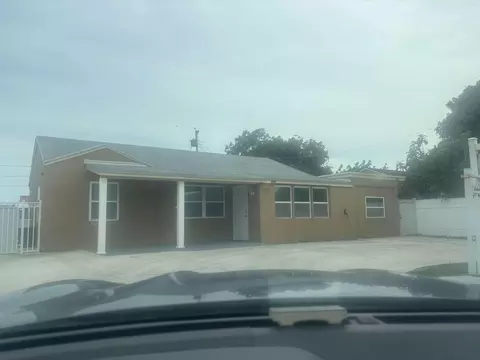 750 NE 4th Pl, Hialeah, FL 33010