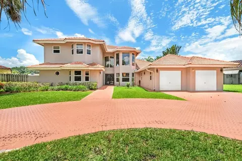 9410 Sea Turtle Mnr, Plantation, FL 33324