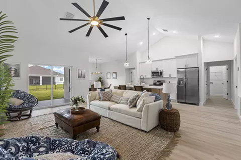 8536 96th Ct, Vero Beach, FL 32967