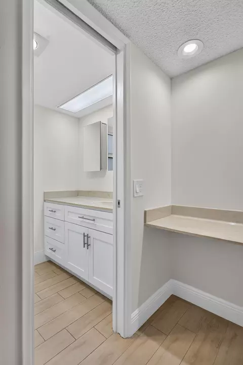 Bath - 3520 Oaks Way #110, Pompano Beach, FL 33069 photo 1 of 6