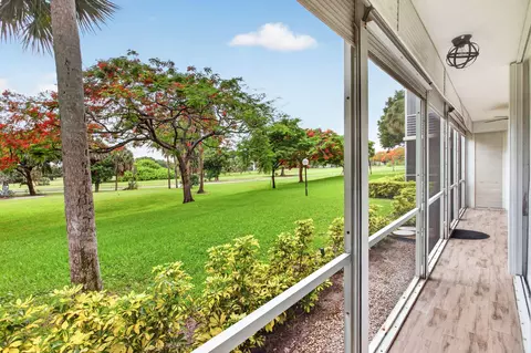 Exterior - 3520 Oaks Way #110, Pompano Beach, FL 33069 photo 5 of 13