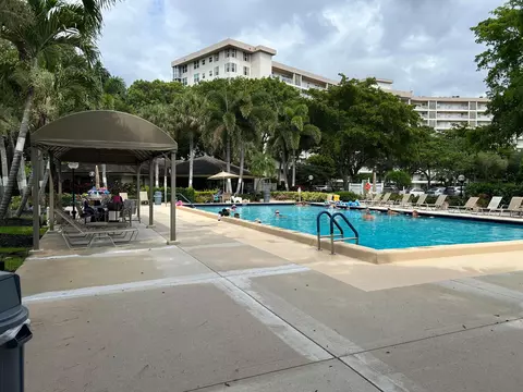 Exterior - 3520 Oaks Way #110, Pompano Beach, FL 33069 photo 13 of 13