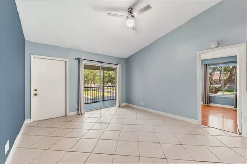 6314 Chasewood Dr #E, Jupiter, FL 33458 photo 2