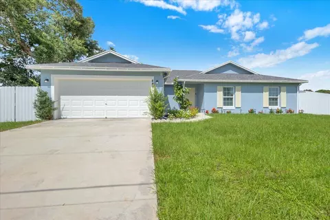 449 SE Whitmore Dr, Port Saint Lucie, FL 34984