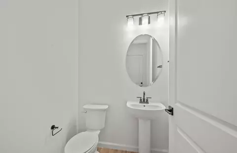 Bath - 2107 Freemont Dr, Naples, FL 34120 photo 4 of 4
