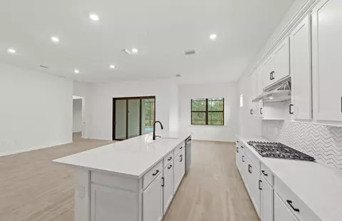 Kitchen - 2107 Freemont Dr, Naples, FL 34120 photo 1 of 7
