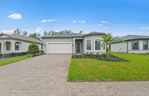 2107 Freemont Dr, Naples, FL 34120