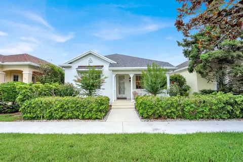 216 Juniper Way, Jupiter, FL 33458