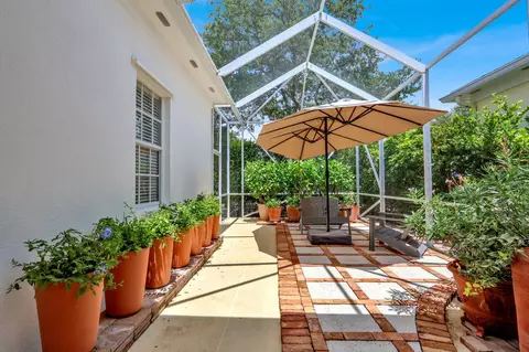 Exterior - 216 Juniper Way, Jupiter, FL 33458 photo 9 of 12
