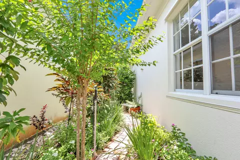 Exterior - 216 Juniper Way, Jupiter, FL 33458 photo 7 of 12