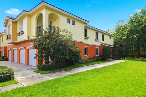 58 SE Palermo Ct #104, Stuart, FL 34994