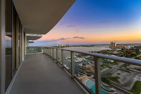 220 Lake Shore Dr #1911, Lake Park, FL 33403