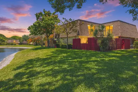 2883 SW 22nd Cir #51A, Delray Beach, FL 33445