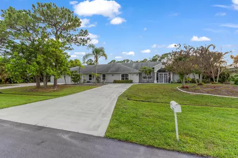3283 SE West Snow Rd, Port Saint Lucie, FL 34984