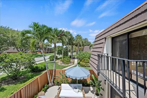 Exterior - 2029 20th Ct, Jupiter, FL 33477 photo 3 of 4