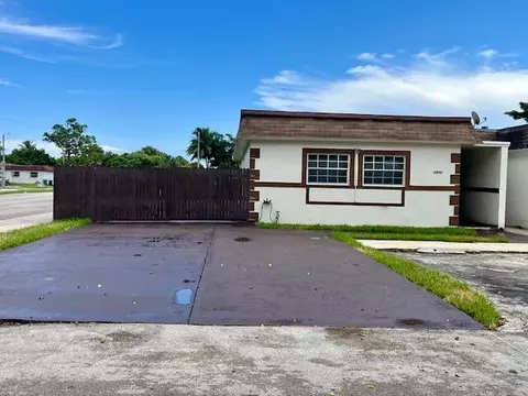 3930 NW 207 St Rd, Miami Gardens, FL 33055