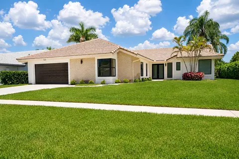 11741 Island Lakes Ln, Boca Raton, FL 33498