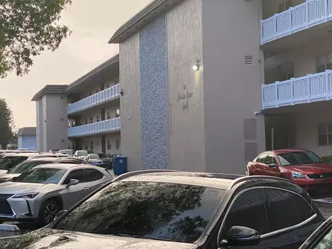 5881 NW 16th Pl UNIT 118, Sunrise, FL 33313
