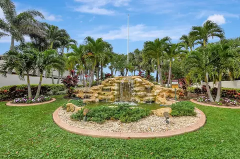 458 SW 29th Ave, Delray Beach, FL 33445