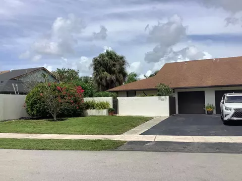 458 SW 29th Ave, Delray Beach, FL 33445