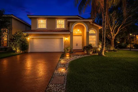 306 NW 115th Way, Coral Springs, FL 33071