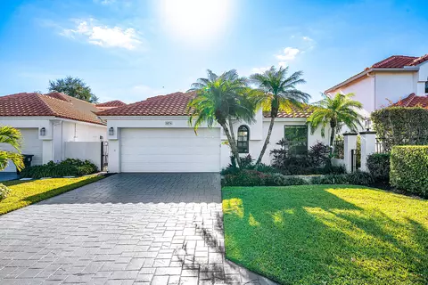 5874 NW 21st Ave, Boca Raton, FL 33496
