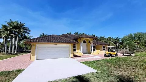 4095 Windmill Rd, Loxahatchee, FL 33470