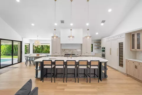 3235 Hyde Cir, Boca Raton, FL 33434