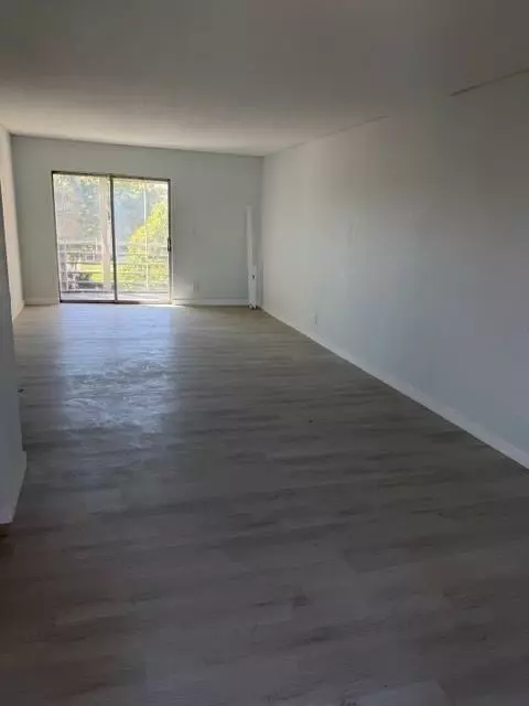 4141 NW 26th St, Lauderhill, FL 33313