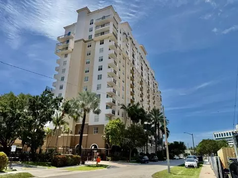 616 Clearwater Park Rd #713, West Palm Beach, FL 33401