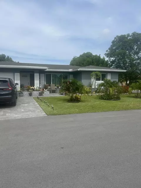 5706 NW 68th Ter, Tamarac, FL 33321