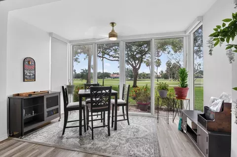 3960 Oaks Clubhouse #110, Pompano Beach, FL 33069