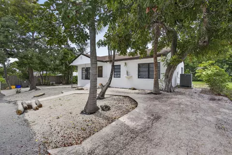 1875 Ridge Rd, Juno Beach, FL 33408 photo 3