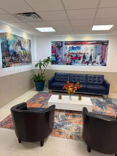 4164 Inverrary Dr #302, Lauderhill, FL 33319