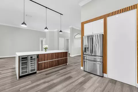 Kitchen - 5718 NW 50th Dr, Coral Springs, FL 33067 photo 5 of 12