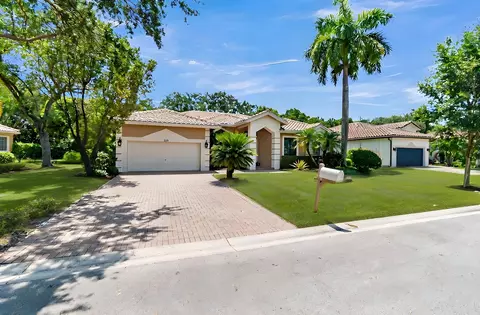 Exterior - 5718 NW 50th Dr, Coral Springs, FL 33067 photo 2 of 13